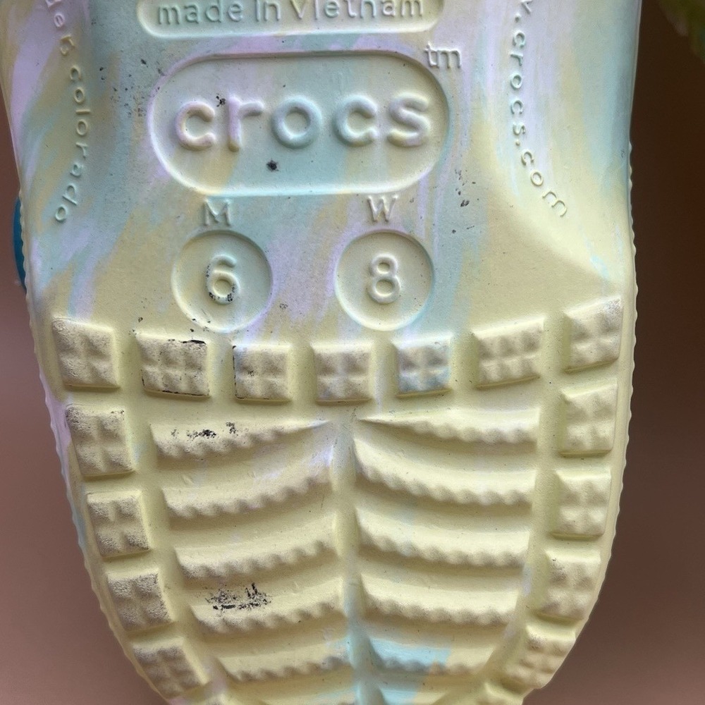 CROCS x Margaritaville Jimmy Buffet Lime Green Clogs - Women's Size 8 USED - Picture 7 of 7